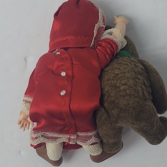 Ornament HALLMARK Victorian Style JULIANNE AND TEDDY BEAR 1993 Christmas Holiday - Picture 5 of 12